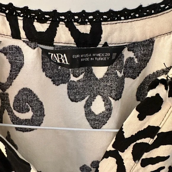 Zara knit dress. Size medium. Worn once. - Picture 2 of 3